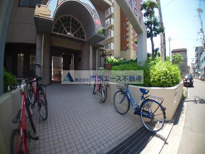 【エントランス】 | 友井グレイス