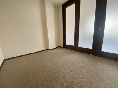 【洋室】 | コンフォース２１ | サービスルームです。