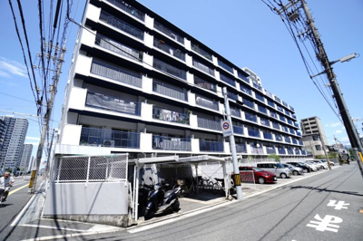 【外観】 | 【上質リノベ】メープル宇品 | 現地（2024年7月22日13：00頃）撮影