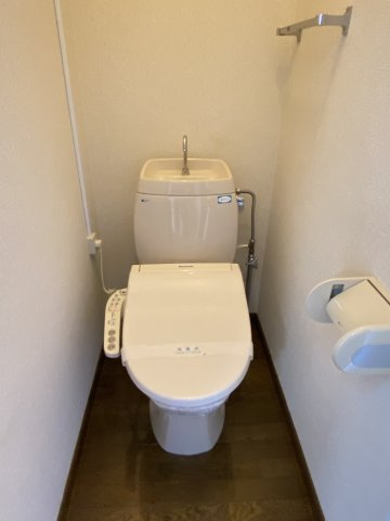 ハイツソリティアのトイレ|温水洗浄便座