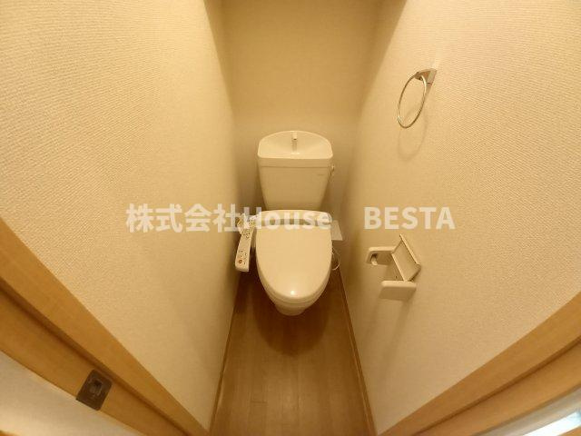 レオパレス兵庫駅南通りのトイレ