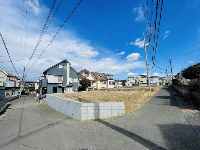 敷地面積62.1坪　売地　川越市寺尾の前面道路含む現地写真|南側約4.0ｍ公道に13ｍ以上の接道！
