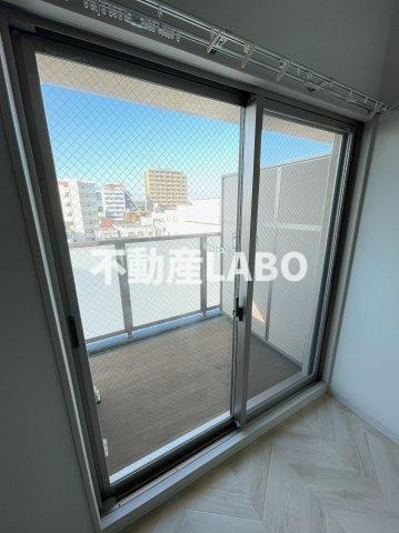 エグゼ弁天町のバルコニー