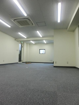 【ロビー】 | 大場ビルＢ館 | ※室内写真は別部屋です 