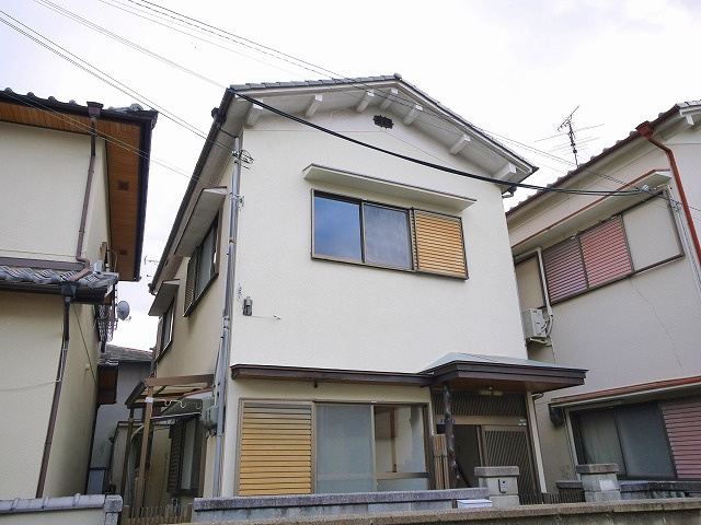 奈良市三碓１丁目戸建の外観