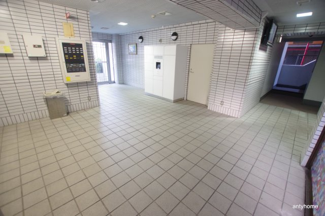 JMRレジデンス新大阪(旧:メロディハイム新大阪)　仲介手数料無料のロビー