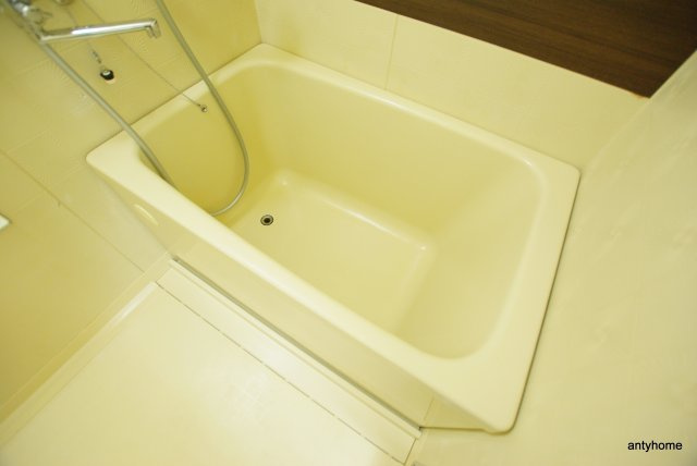 JMRレジデンス新大阪(旧:メロディハイム新大阪)　仲介手数料無料の浴室