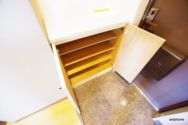 JMRレジデンス新大阪(旧:メロディハイム新大阪)　仲介手数料無料の収納