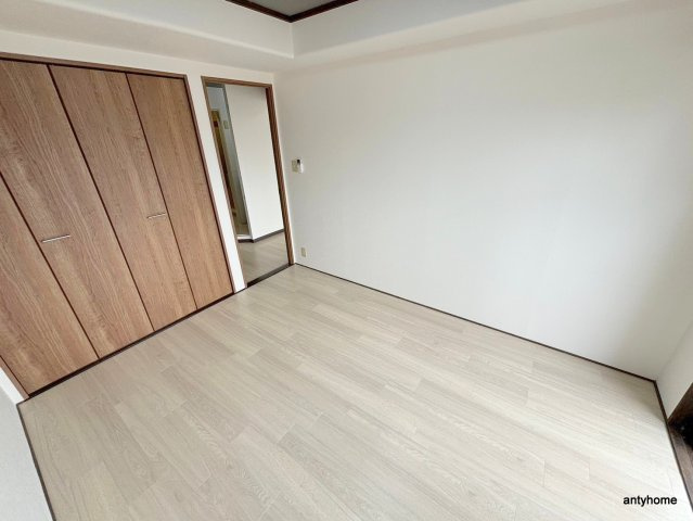 JMRレジデンス新大阪(旧:メロディハイム新大阪)　仲介手数料無料の洋室