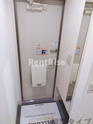 アビタシオンの玄関