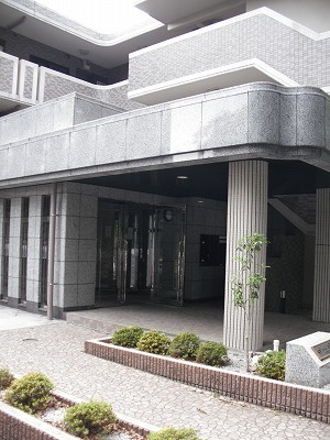 グランシャリオのエントランス