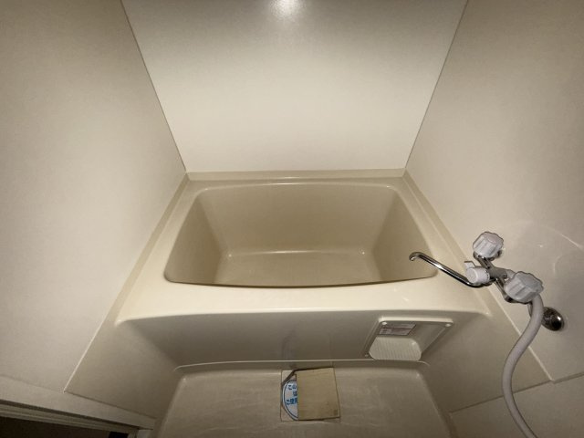 ハピネス見野の浴室