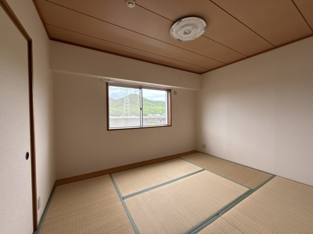 ハピネス見野の和室