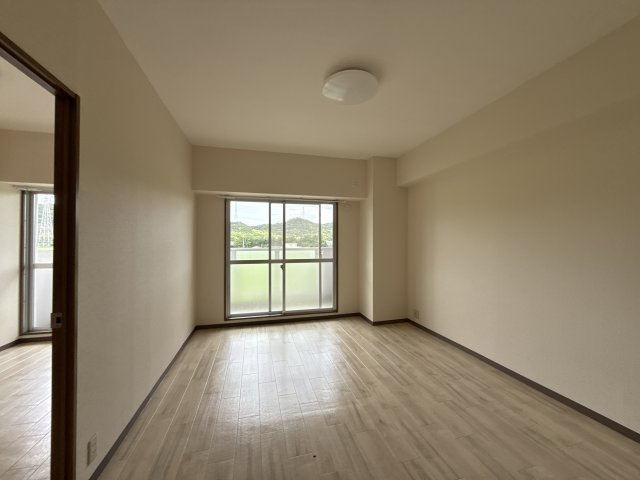 ハピネス見野の居間・リビング