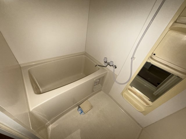 ハピネス見野の浴室