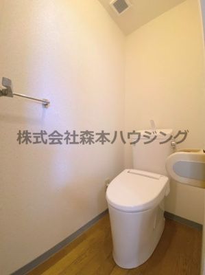 【トイレ】 | 　ビシェンテ23 | 落ち着いた色調のトイレです