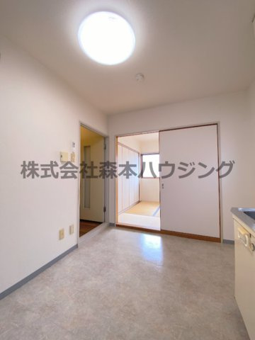 【居間・リビング】 | 　ビシェンテ23 | 使いやすい居間です