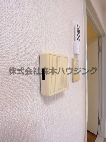 【セキュリティ】 | 　ビシェンテ23 | 玄関チャイムです