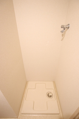 安心の防水パン付き室内洗濯機置場