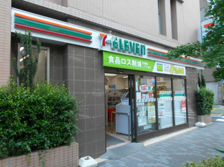 セブンイレブン新宿山吹町店まで200ｍ