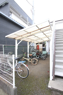 ★屋根付き駐輪スペース★（空き状況・使用料等詳細はご確認下さい）