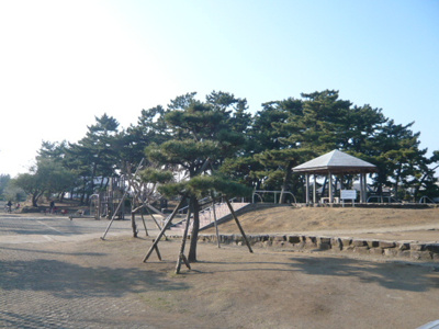 茅ヶ崎公園まで650m