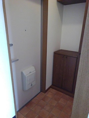 ハッピーシャトウⅠの玄関