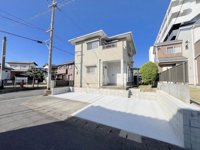 高田２丁目戸建ての駐車場