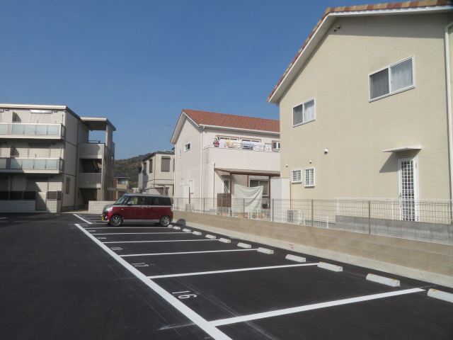 シエスタ別館Northの駐車場