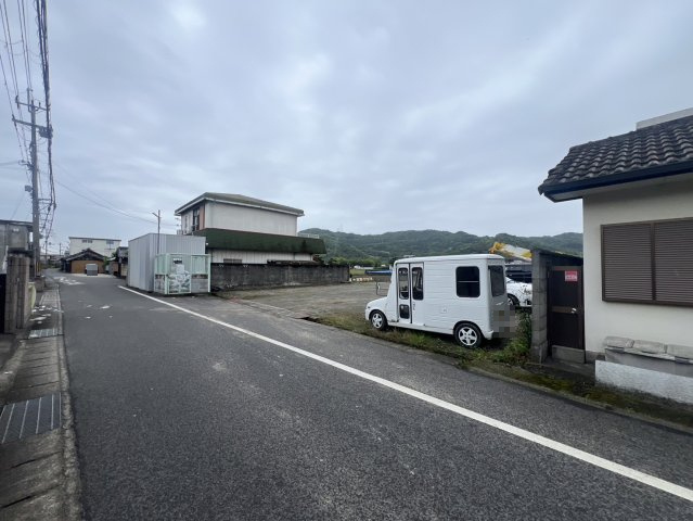 和歌山市下三毛・土地・56852の前面道路含む現地写真