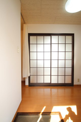 【玄関】 | コーポラスしずⅡ