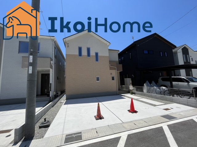 明石市魚住町西岡　新築一戸建の駐車場|●年中無休：見学時間9:00～20:00・当日予約可●駐車場は2台になります。普通車2台可能です。