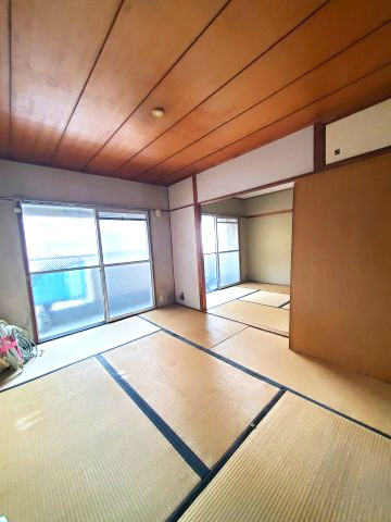 御厨ビルの和室