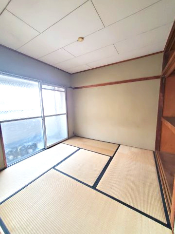 御厨ビルの和室