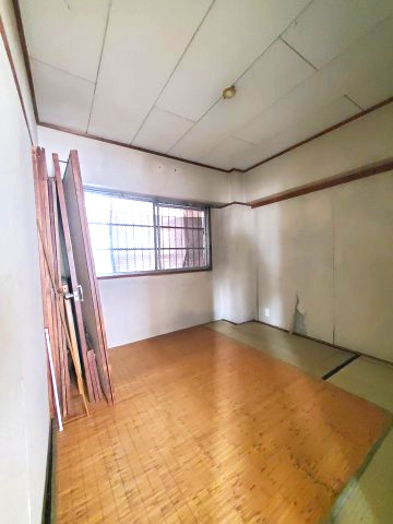 御厨ビルの和室