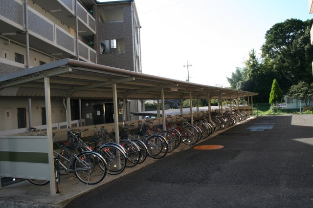 ウエストヒルズ同志社前Ⅰ号館のその他共用部分|駐輪場