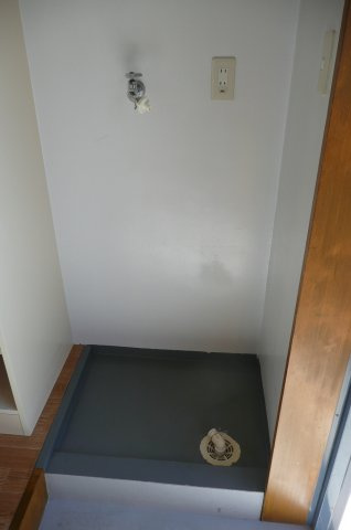 天勇ハイツPartⅡの設備|洗濯機置場