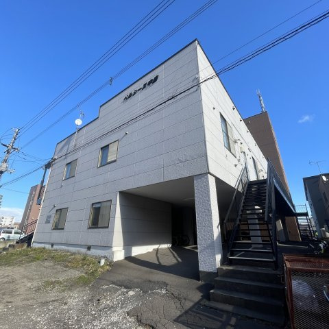 ベルシーヌ中島の外観