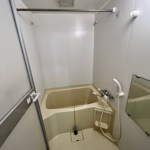 ベルシーヌ中島の浴室