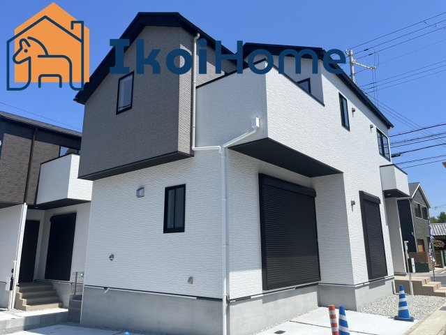 明石市松が丘1丁目　2期2号棟　新築一戸建の外観|４LDKにウォークインクローゼットがついており、全室2面窓となっているため明るく広々としています！