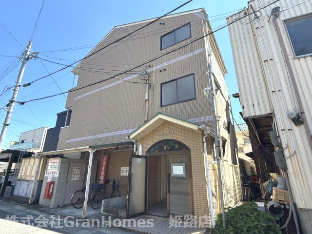 ラ・ポールの外観