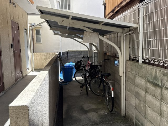 ラ・ポールの駐車場