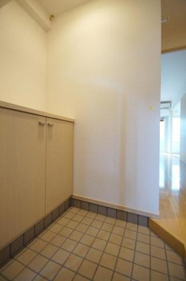 【玄関】 | レキシントンスクエア駅東　仲介手数料半額！初期費用お安くなってます！