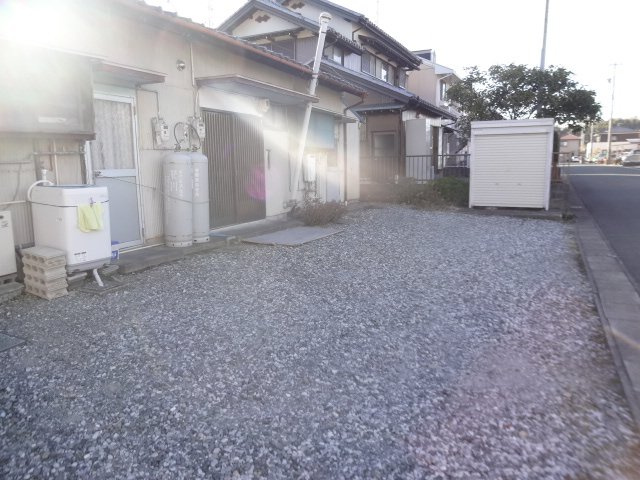入野町16130-11貸家の外観