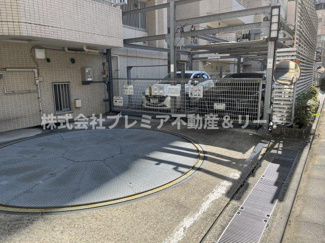 【駐車場】 | 入出庫が容易なターンテーブル付き機械式駐車場