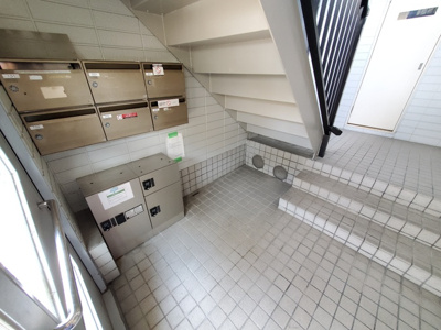 【エントランス】 | 高井マンション