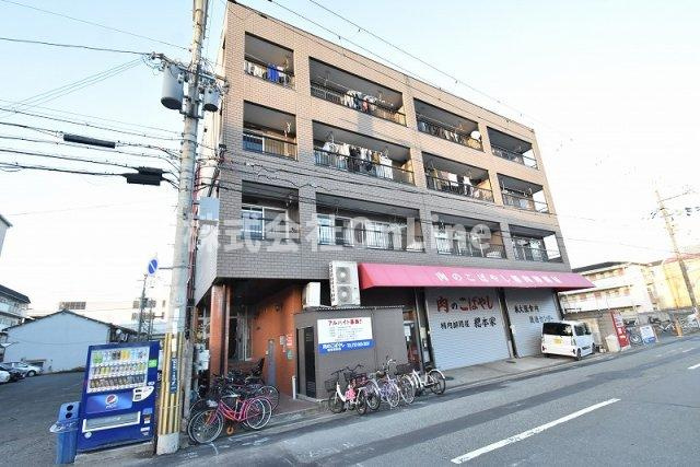 小林マンションの外観