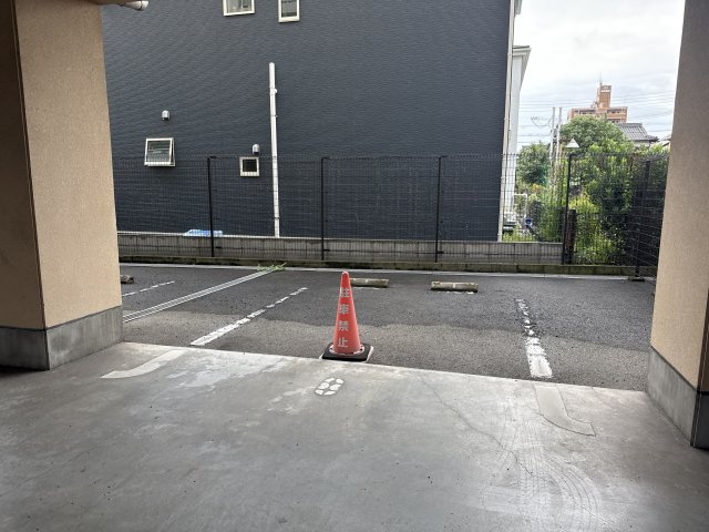 リオンドールの駐車場