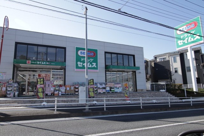ドラッグストア