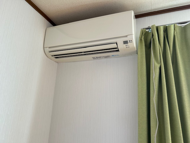 泉プリンスコートC棟の設備|冷房用エアコン